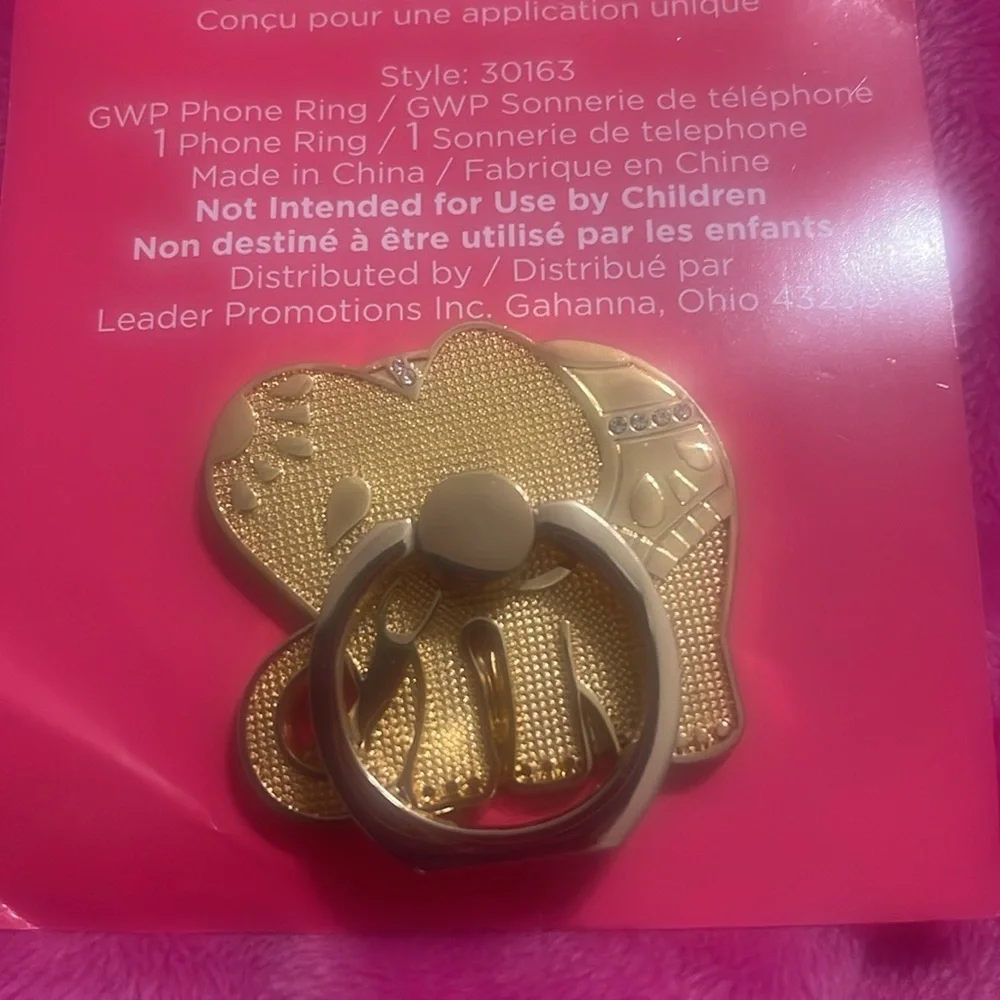 2 items Lilly Pulitzer new elephant phone ring and GUC air pod case.